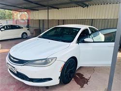 كرايسلر 200